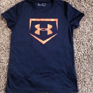 Girls Under Armour shirt